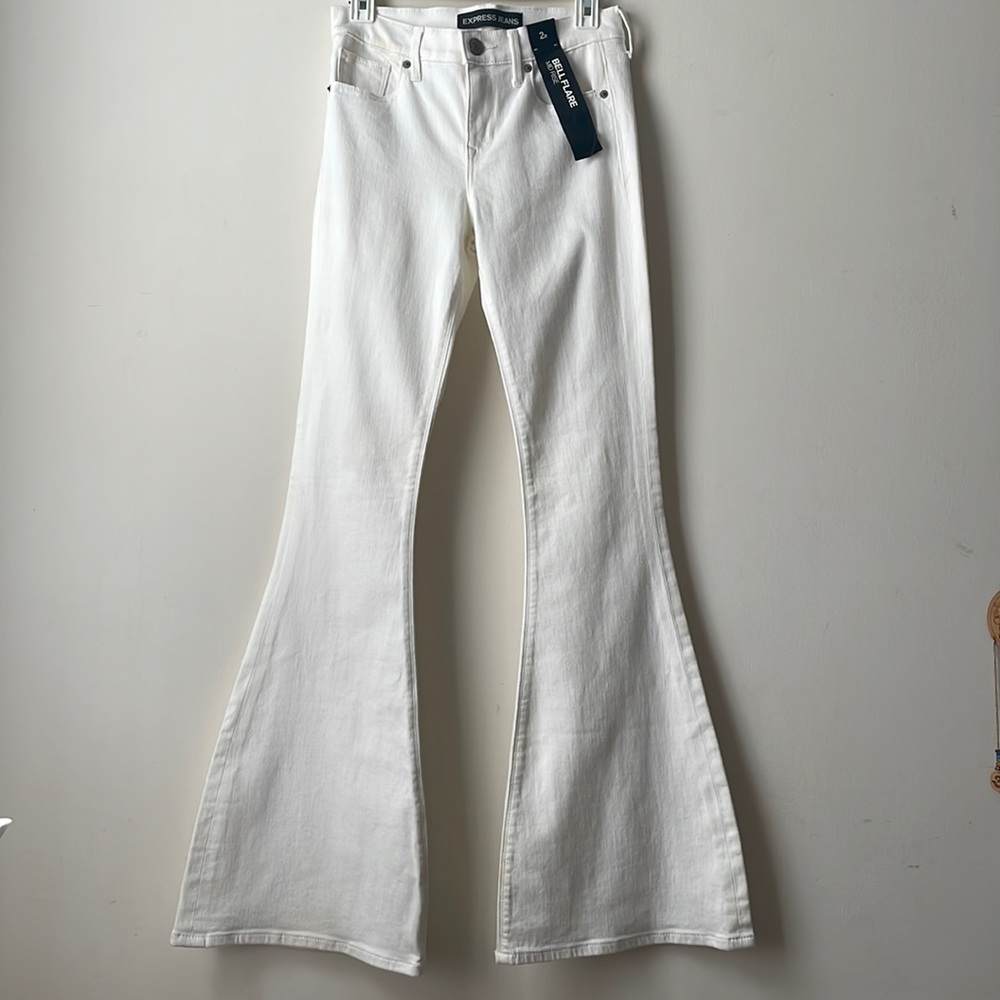 Express White Bell Flare Super Flare Bootcut Mid-rise 70’s Jeans- Size 2R